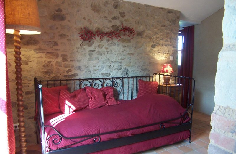 Chambre d’hôtes – Colombier de Philomène – 02 06 08 099